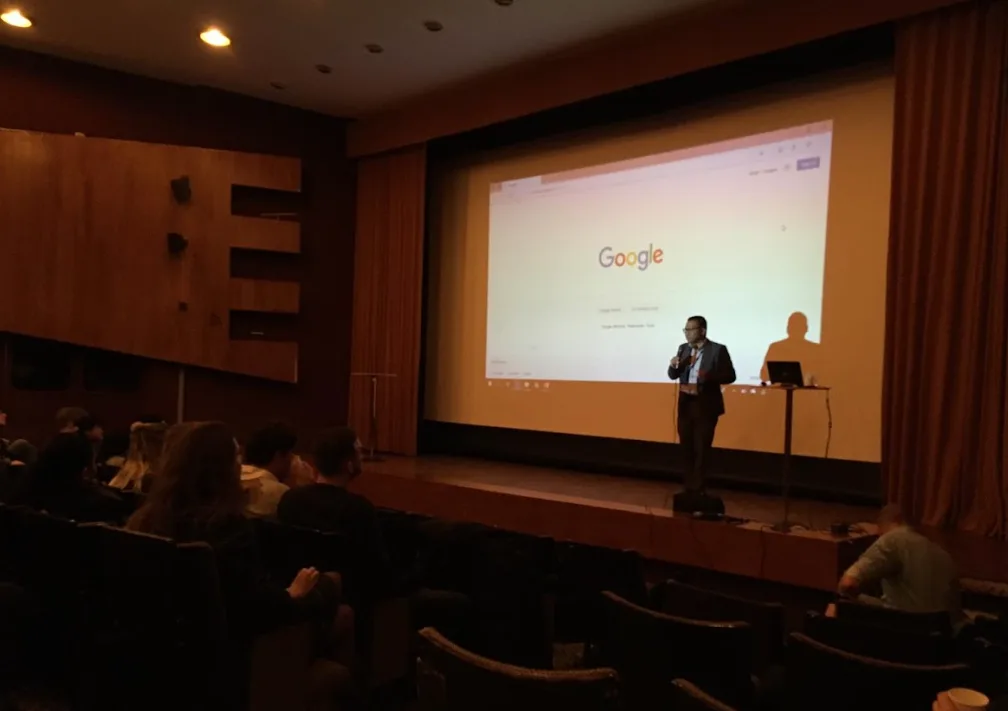 Hogeschool Rotterdam: metaverse and AI session for digital-economy readiness